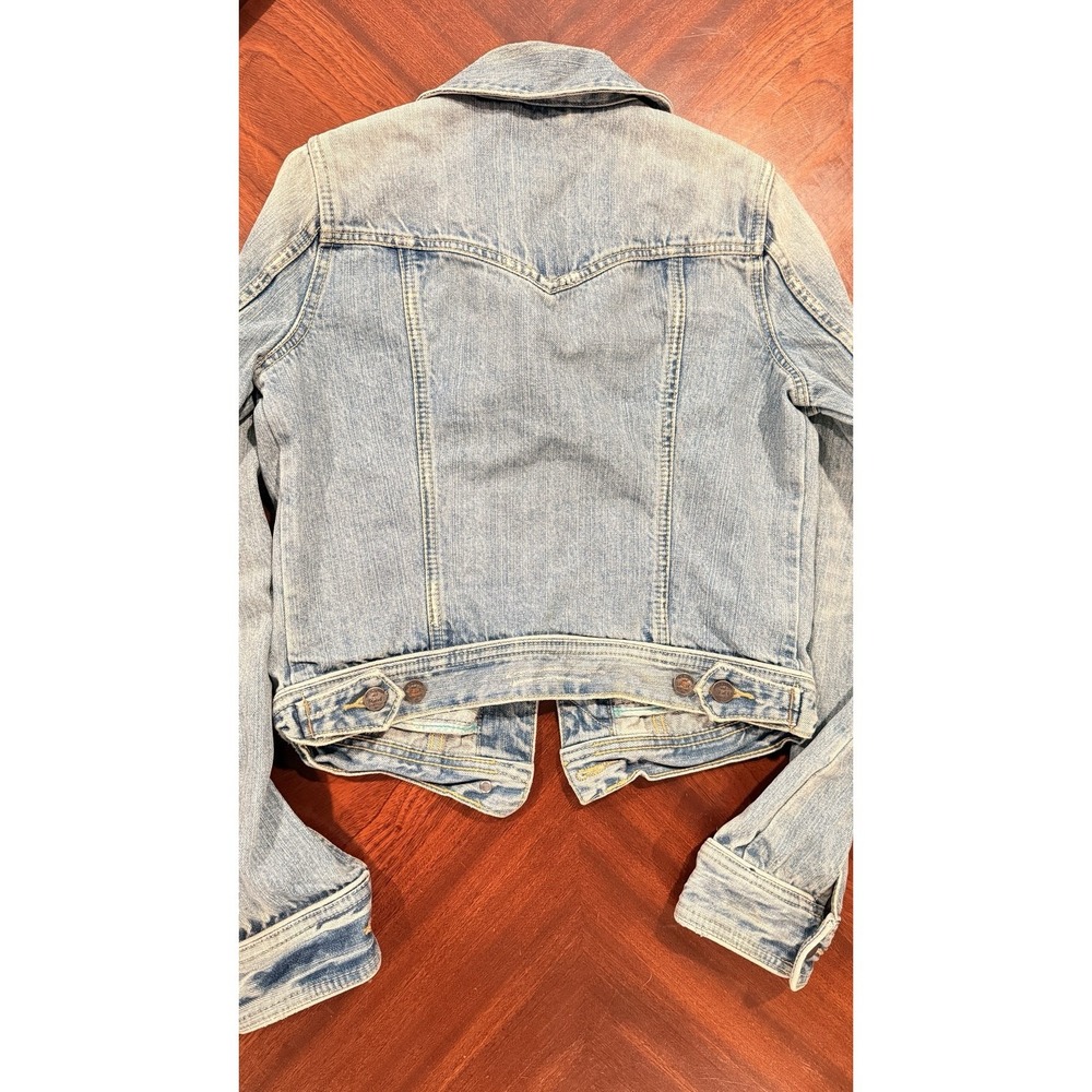 Abercrombie Fitch Womens Denim Jacket Medium Light Wash Distressed Trucker‎ - Picture 10 of 11